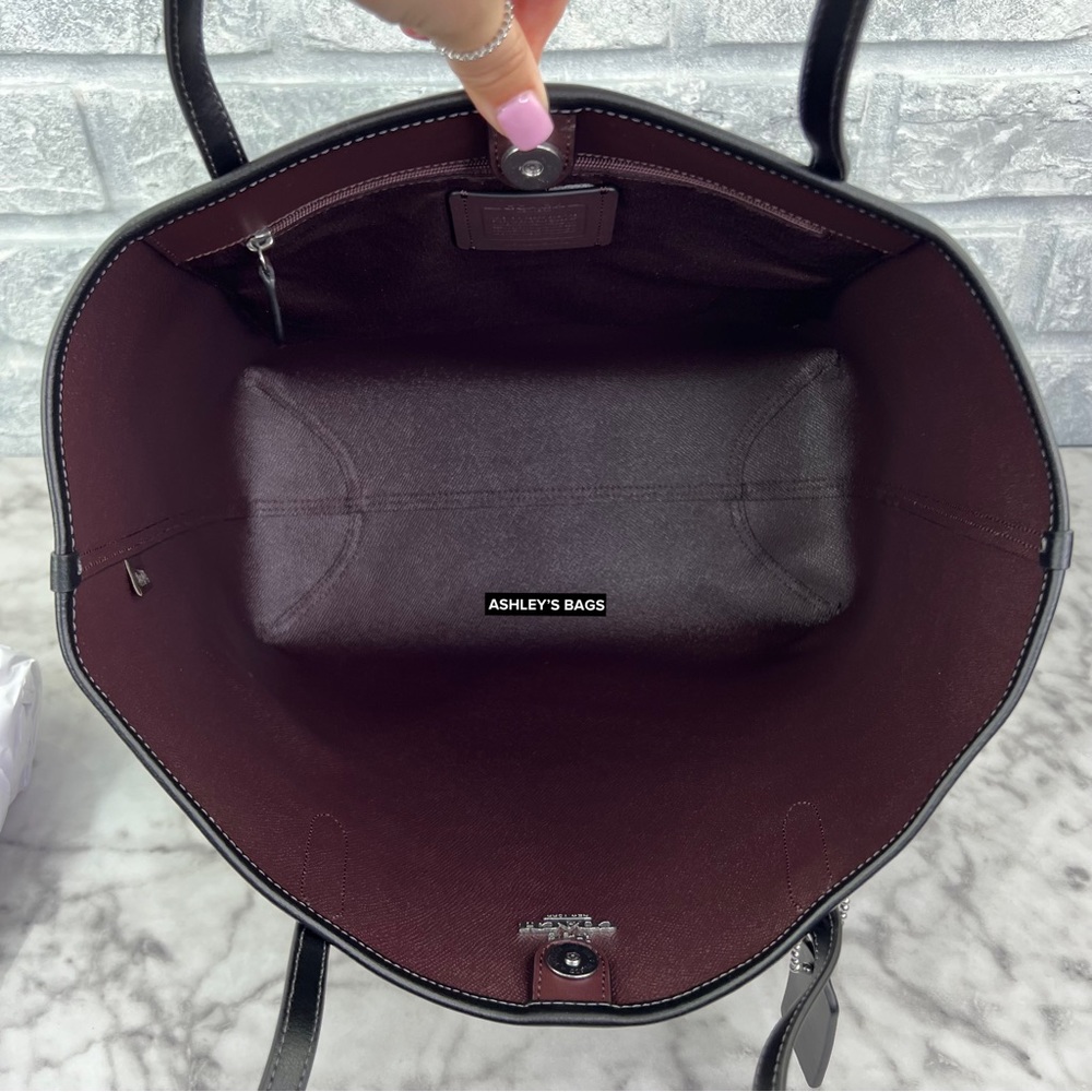 Coach City Tote In Signature Canvas With Rose Print - Picture 8 of 11